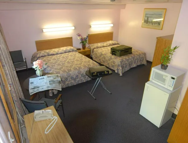 Kings Inn - Orillia hotel detail image 4