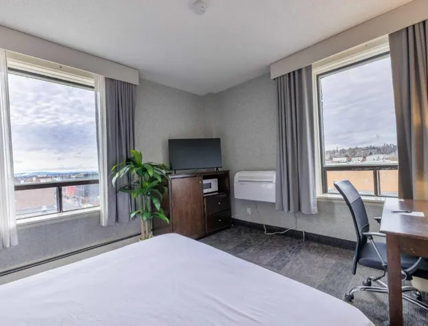 Prince Arthur Waterfront Hotel & Suites hotel detail image 3