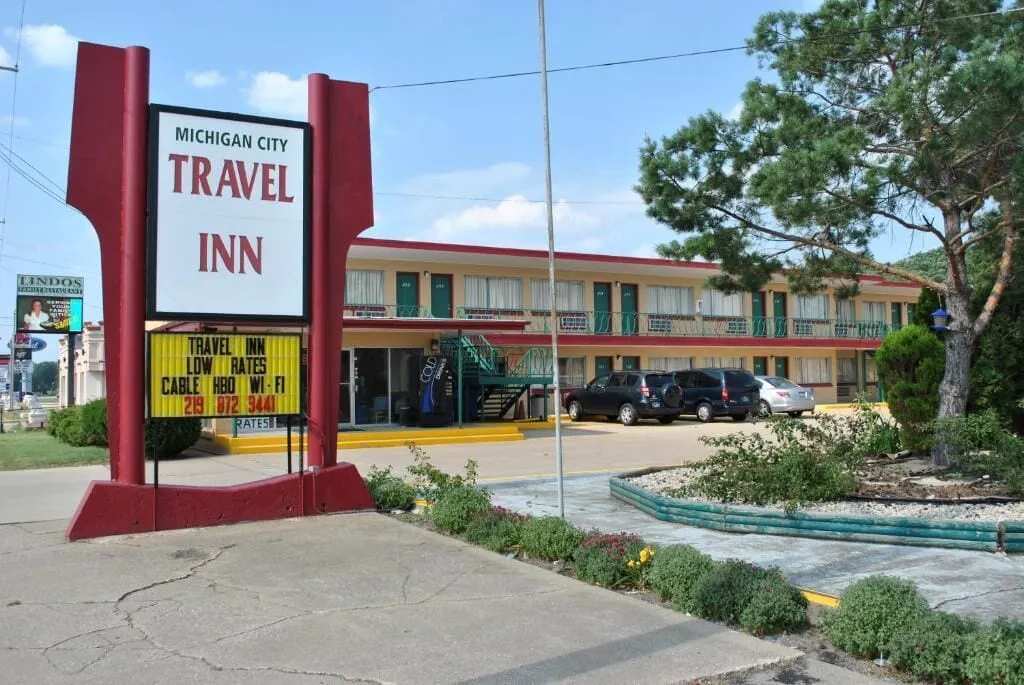 Travel Inn Motel Michigan City hotel hero