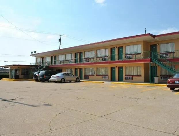 Travel Inn Motel Michigan City hotel detail image 2