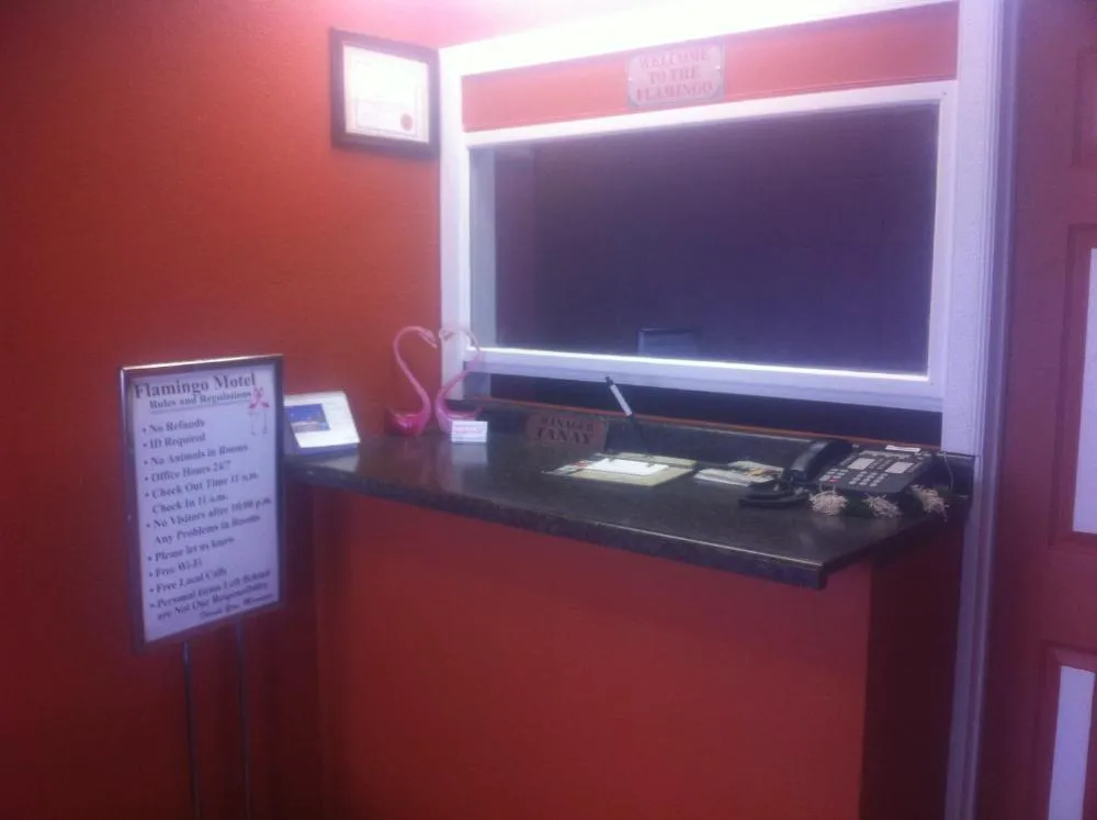 Flamingo Motel Marshalltown hotel hero