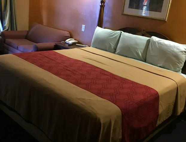 Budget Inn And Suites hotel detail image 2