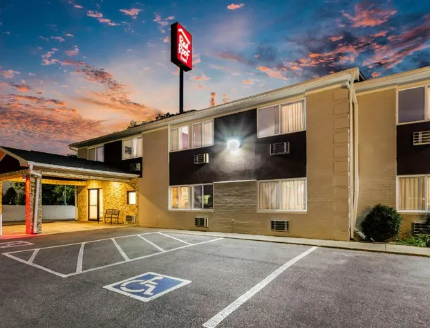 Red Roof Inn Dry Ridge hotel detail image 2