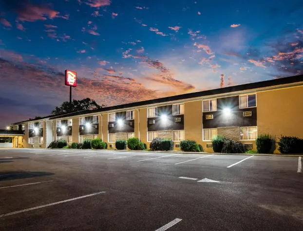 Red Roof Inn Dry Ridge hotel detail image 4