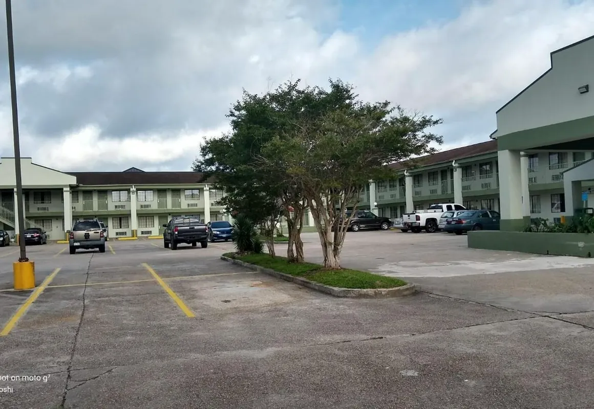 Highland Inn Denham Springs - Baton Rouge East hotel hero