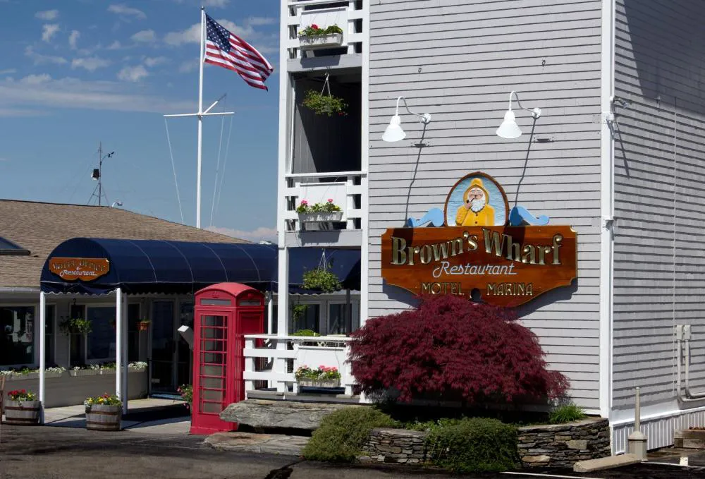 Browns Wharf Inn hotel hero