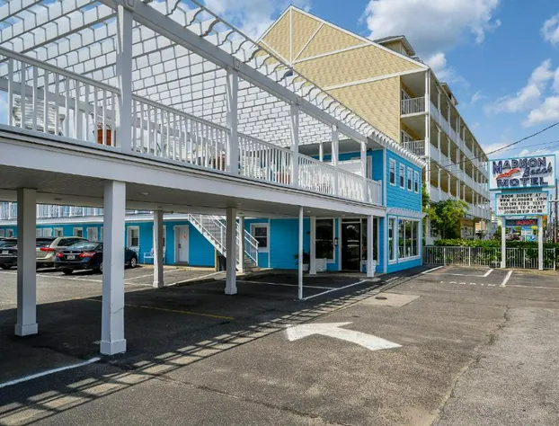 Madison Beach Motel hotel detail image 4