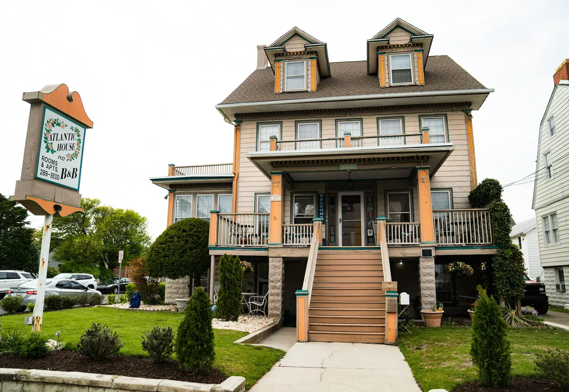 Atlantic House Bed & Breakfast hotel hero