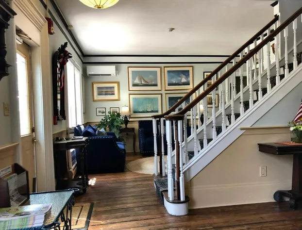 Queen Anne Inn hotel detail image 2