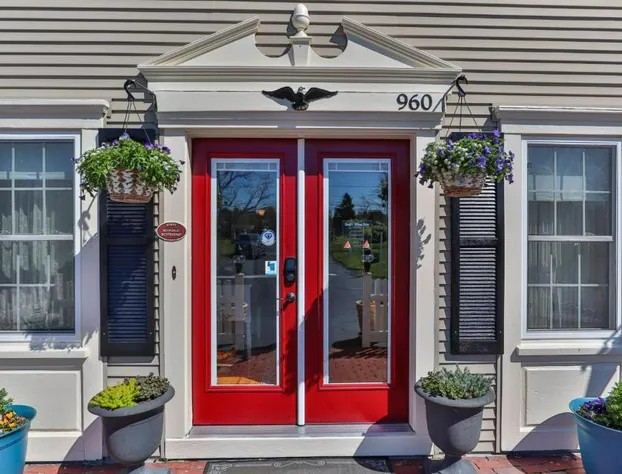 Eagle Wing Inn - Cape Cod hotel detail image 2