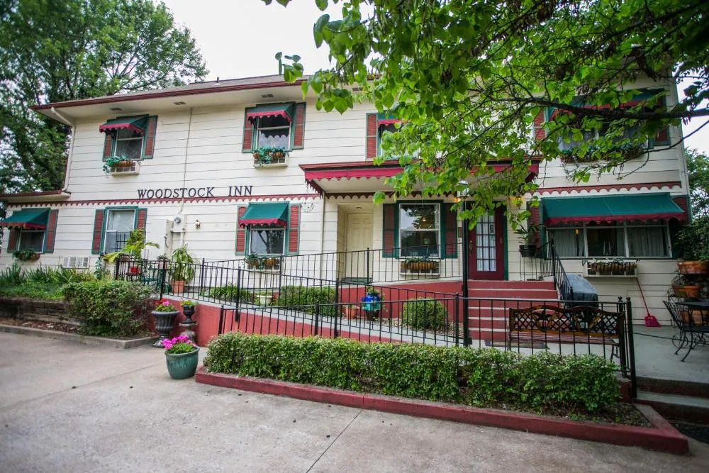 Woodstock Inn B&B hotel hero