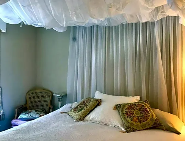 Woodstock Inn B&B hotel detail image 4