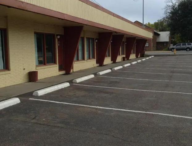 Central Motel Great Falls hotel detail image 2