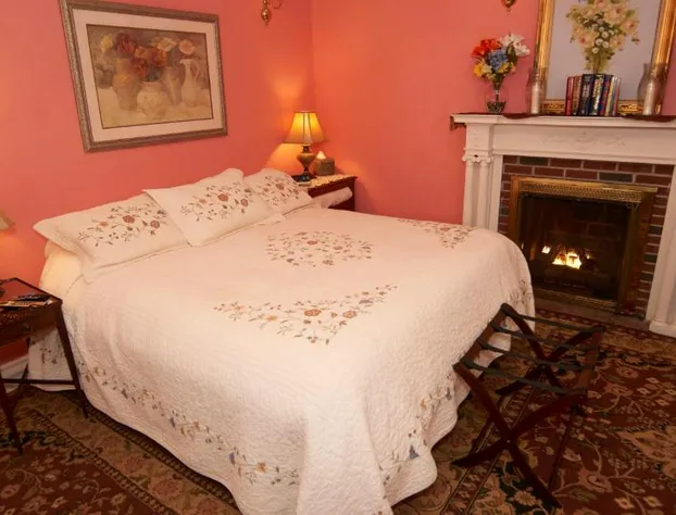 Sutton House B & B hotel detail image 3