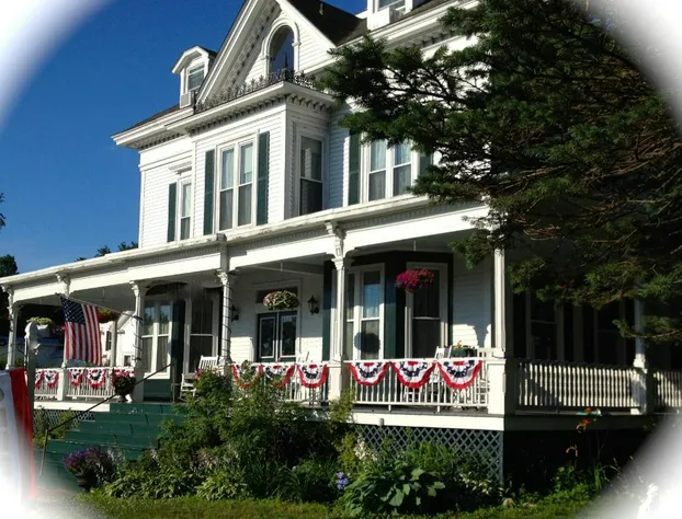 Sutton House B & B hotel detail image 1