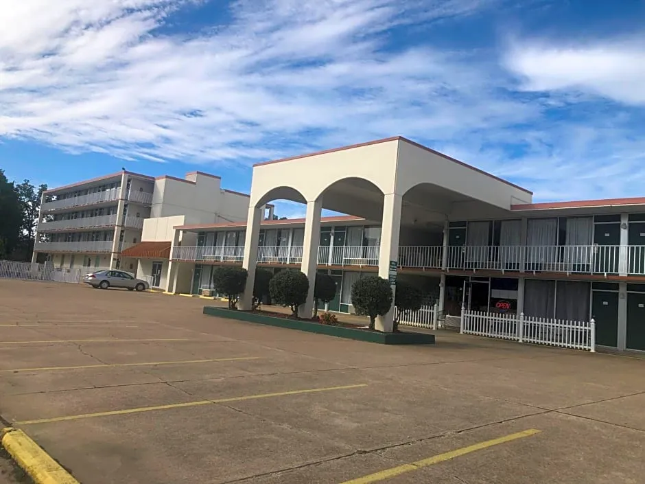 Willow Tree Inn hotel hero