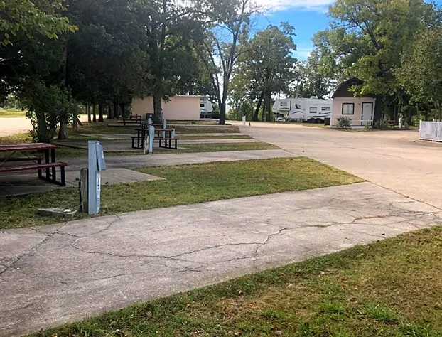 Willow Tree Inn hotel detail image 1