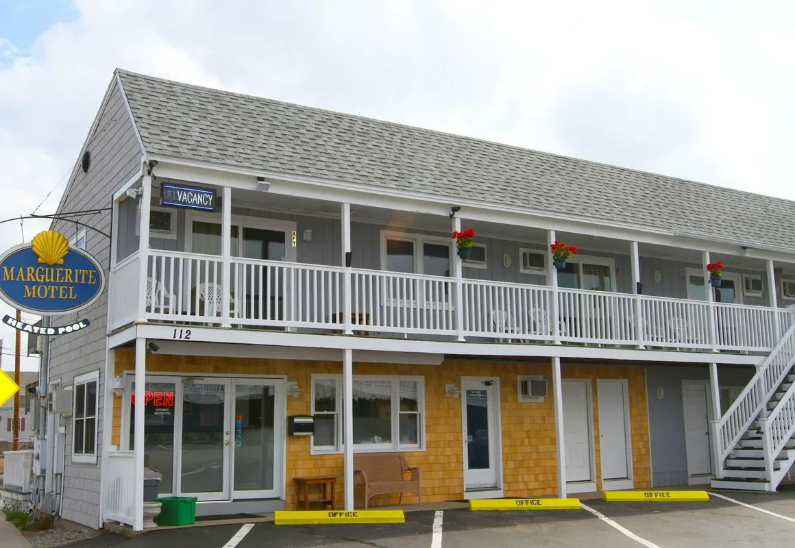 Marguerite Motel hotel hero