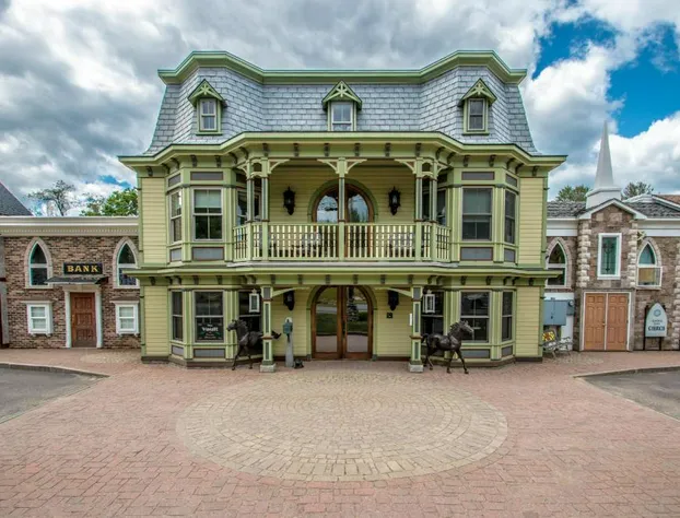 Adventure Suites hotel detail image 1