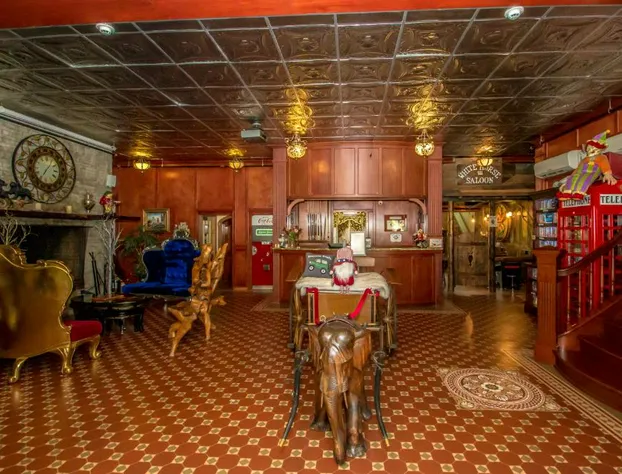 Adventure Suites hotel detail image 3