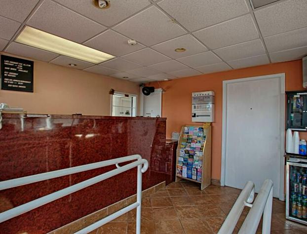 Economy Motel Inn & Suites hotel detail image 3