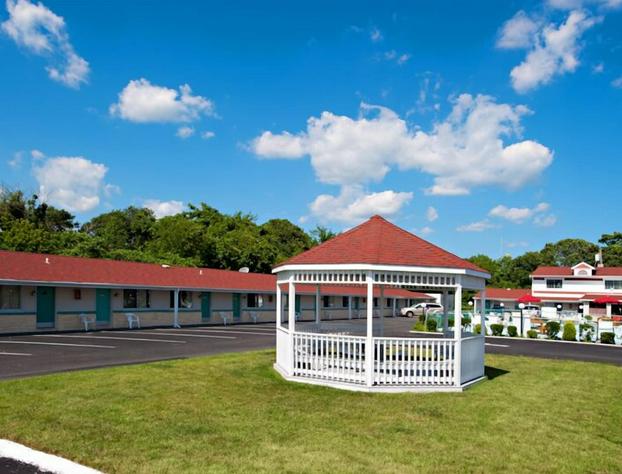 Economy Motel Inn & Suites hotel detail image 4