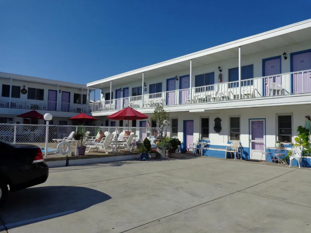 Fountain Motel hotel hero