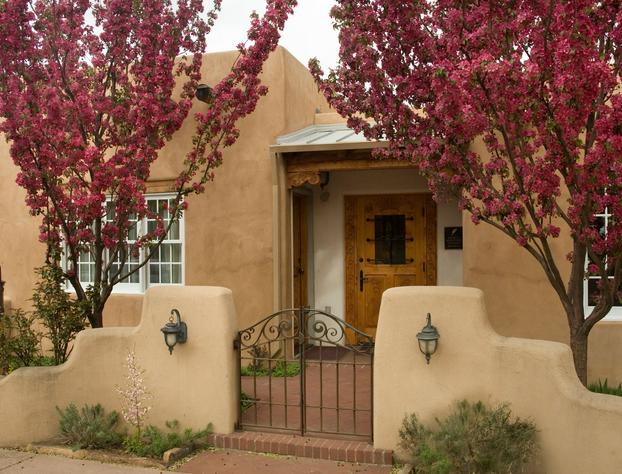 El Farolito Bed & Breakfast Inn hotel detail image 1