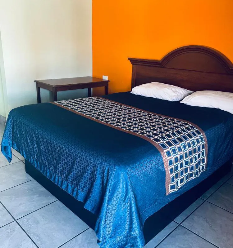 Belmont Motel hotel hero