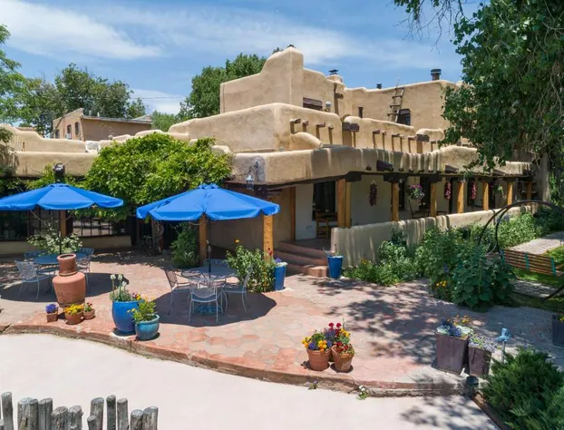 Inn on La Loma Plaza hotel detail image 3