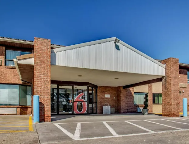 Motel 6 Amherst, NY - Buffalo hotel detail image 2