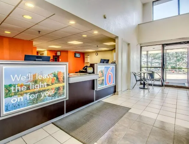 Motel 6 Amherst, NY - Buffalo hotel detail image 4