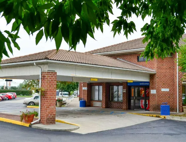 Motel 6 Albany, NY hotel detail image 3