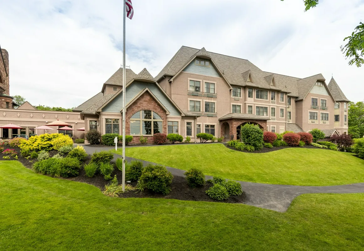 Vinifera Inn a Belhurst Property hotel hero