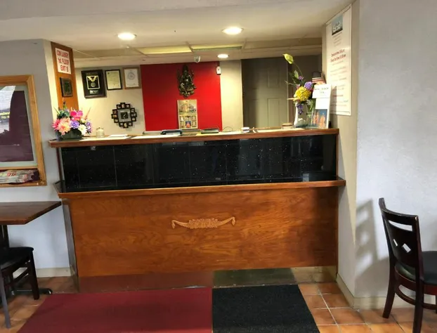 Latham Inn hotel detail image 3