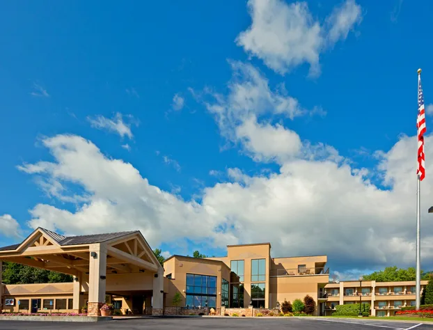 Holiday Inn Resort Lake George - Adirondack Area by IHG hotel detail image 2