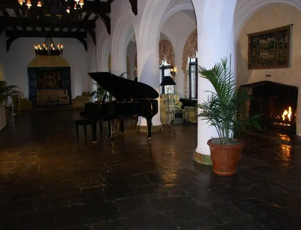 Montauk Manor hotel detail image 3