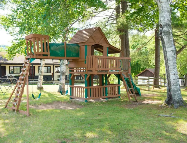 Bayside Resort Lake George NY hotel detail image 4