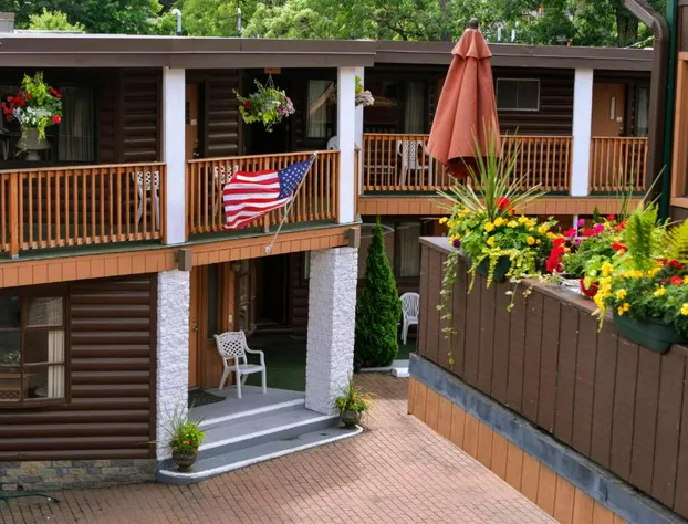 Lake Crest Inn hotel detail image 3