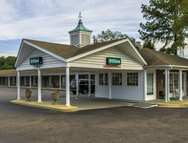 Ambassador Inn hotel detail image 1