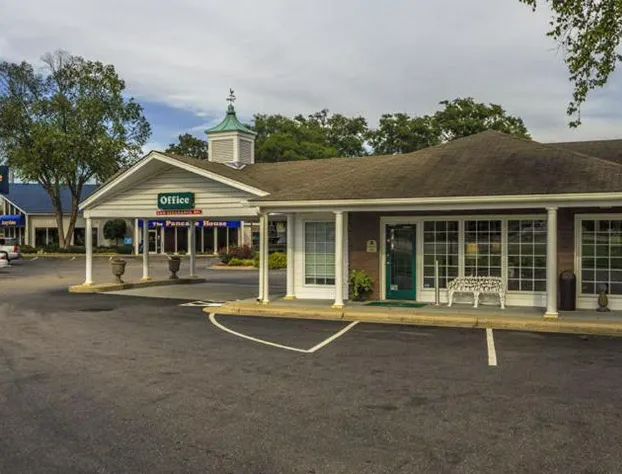 Ambassador Inn hotel detail image 2