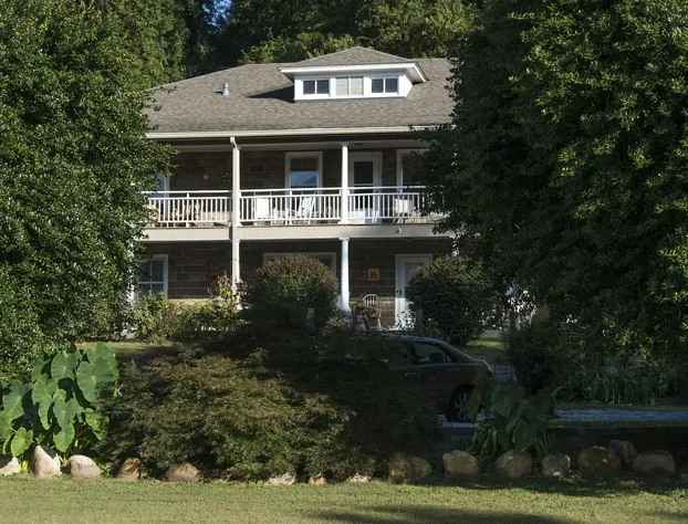 Calhoun House Inn & Suites hotel detail image 2