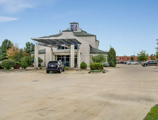 Motel 6 Medina, OH - Cleveland hotel detail image 1