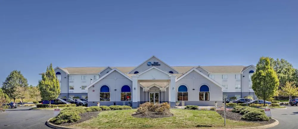 Best Western Port Columbus hotel hero