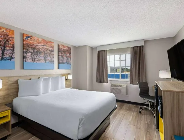 Days Inn by Wyndham Miami hotel detail image 4