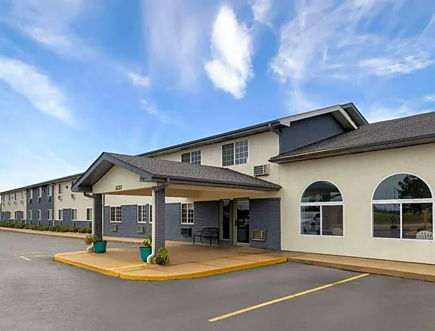 Days Inn by Wyndham Miami hotel detail image 1