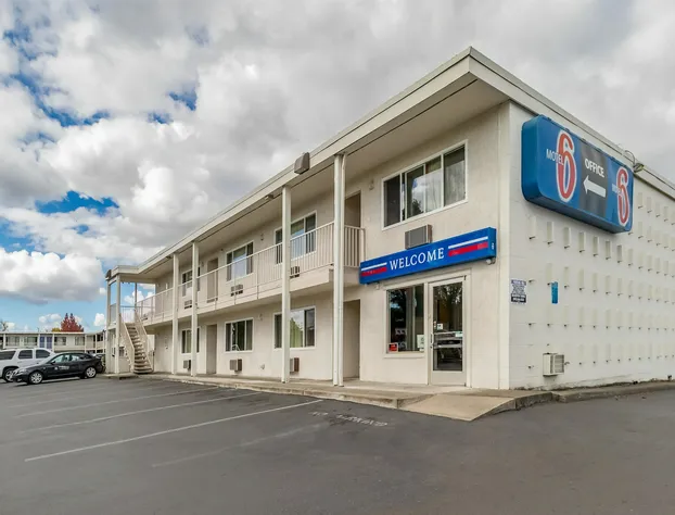 Motel 6 Beaverton, OR hotel detail image 2