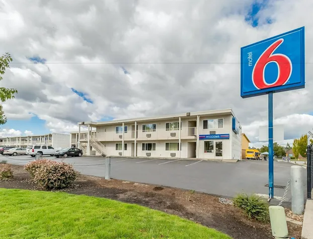 Motel 6 Beaverton, OR hotel detail image 1