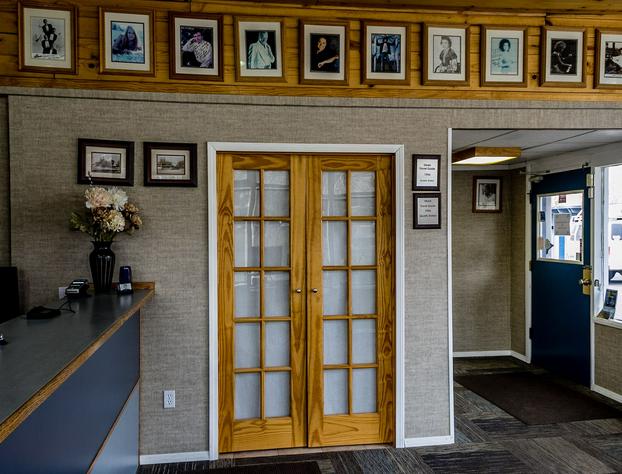 Lakeview Lodge Motel hotel detail image 4