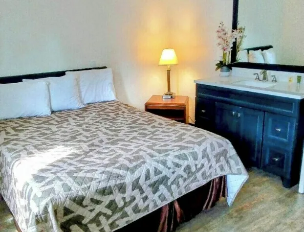 Kings Row Inn hotel detail image 2